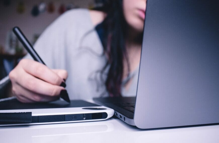 Bachelors and masters scholarships at the University of Bristol