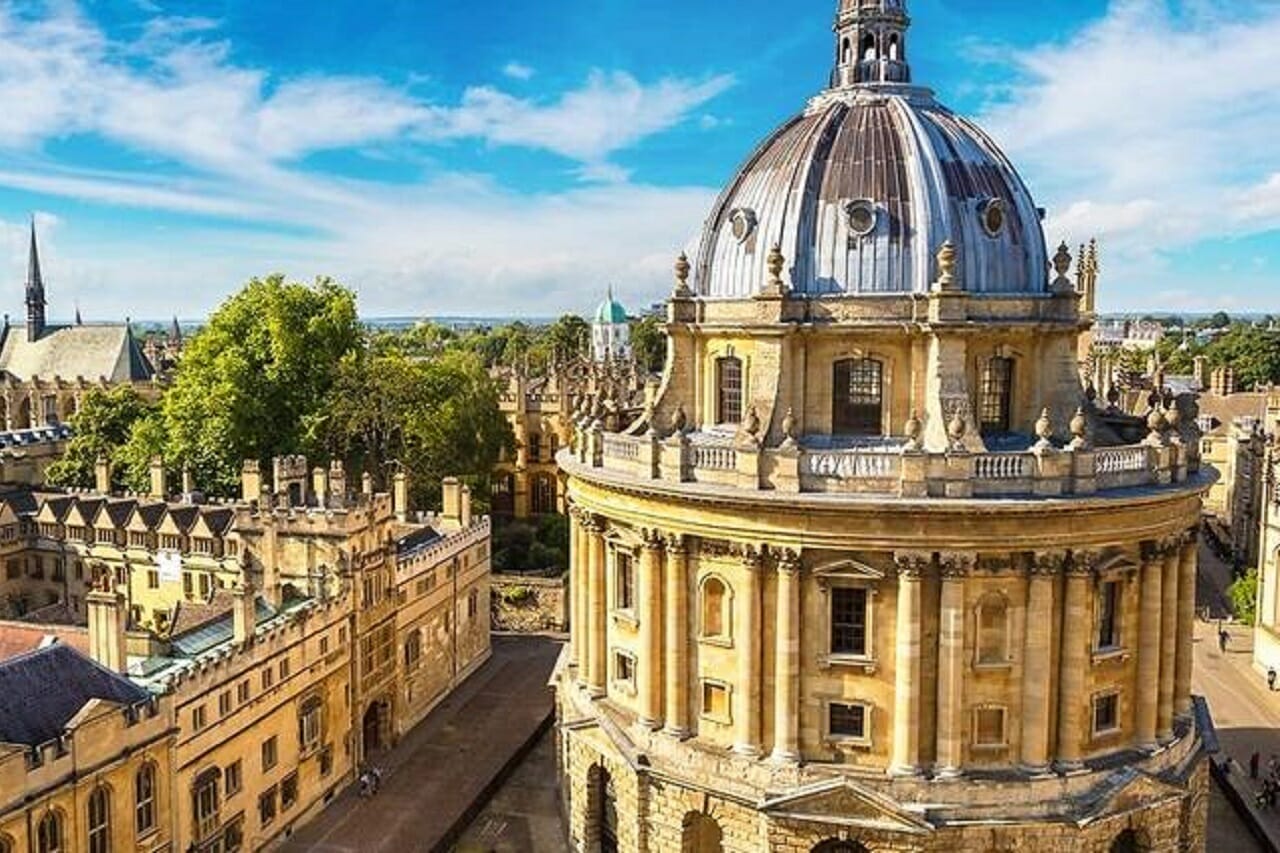 Oxford Pershing Square Graduate Scholarships
