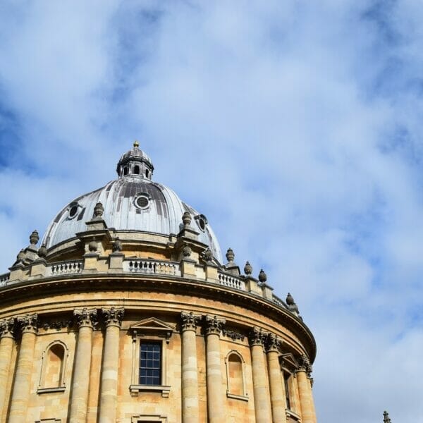 Oxford Centre for Islamic Studies scholarships