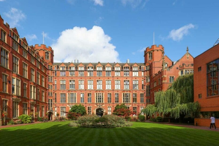 Allan & Nesta Ferguson Charitable Trust masters scholarships