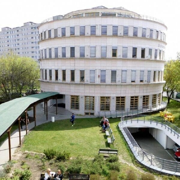 Budapest Metropolitan University scholarship grants