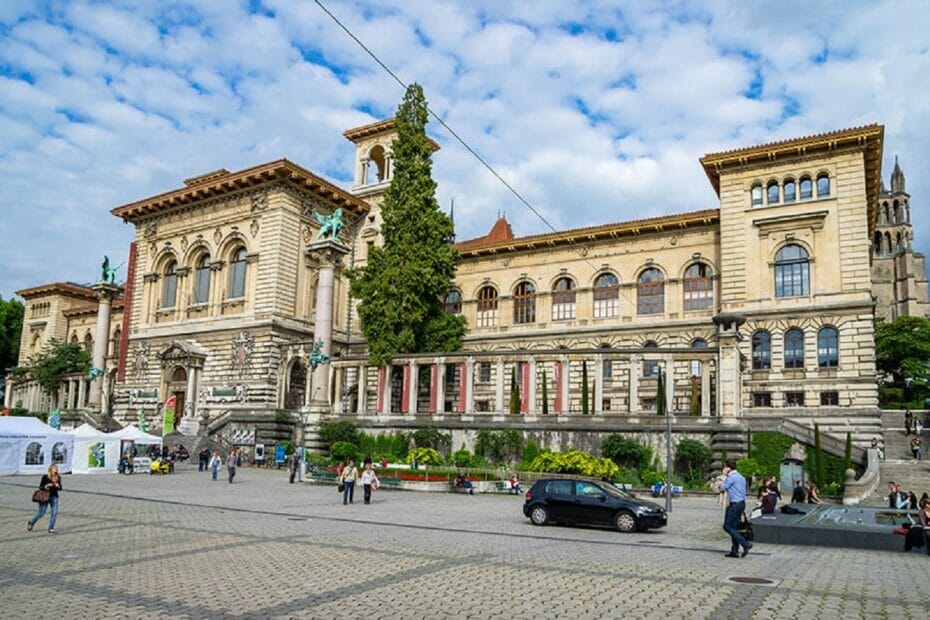 University of Lausanne masters scholarship