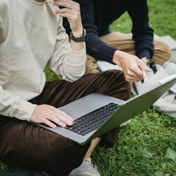 Glasgow international leadership scholarships