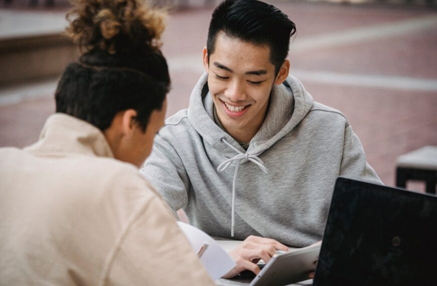 StudyCorgi annual video-making scholarship